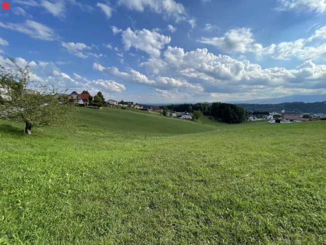 Bauen Sie, bauen Sie! Baugrund mit attraktiver Aussicht - Bild