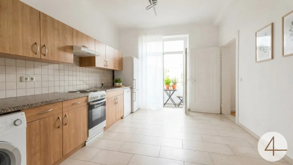 Rarität in Krems: Charmante 3-Zimmer-Stilaltbauwohnung mit Balkon & Lift – nähe Stadtpark - Titelbild