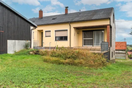 Rückseite / Terrasse