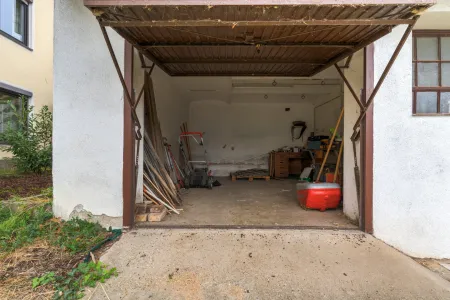 Abstellraum Garage vorne