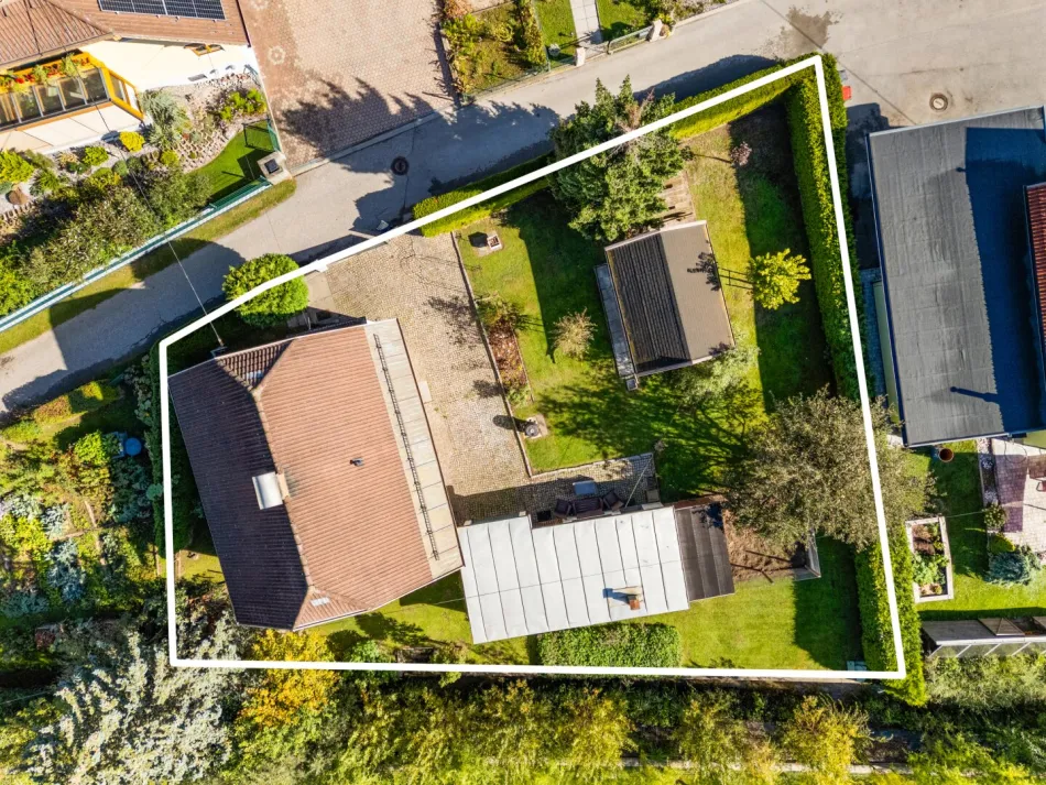 Wohnen in ruhiger Sackgasse – Einfamilienhaus mit Garten und viel Potenzial - Bild