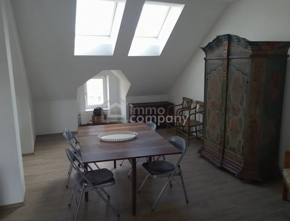 Herrliche Dachgeschosswohnung in Währing! - Titelbild