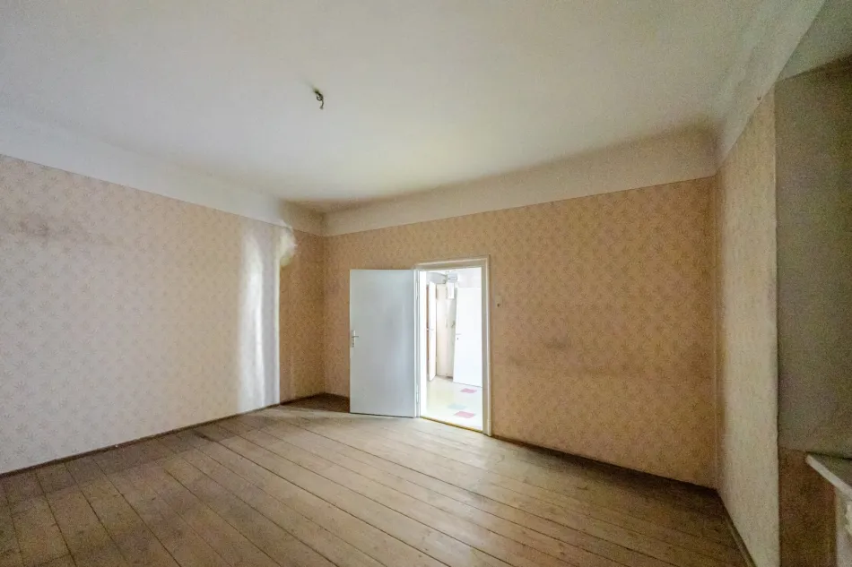 Kalvarienberggürtel, Graz – Entkernte 37,37m² Altbauwohnung - Bild