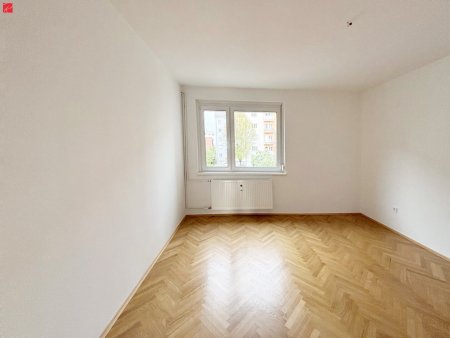 Helle Wohnoase: Erstbezug nach Sanierung – Modern, hell & zentral!!