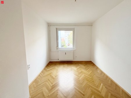 Helle Wohnoase: Erstbezug nach Sanierung – Modern, hell & zentral!!