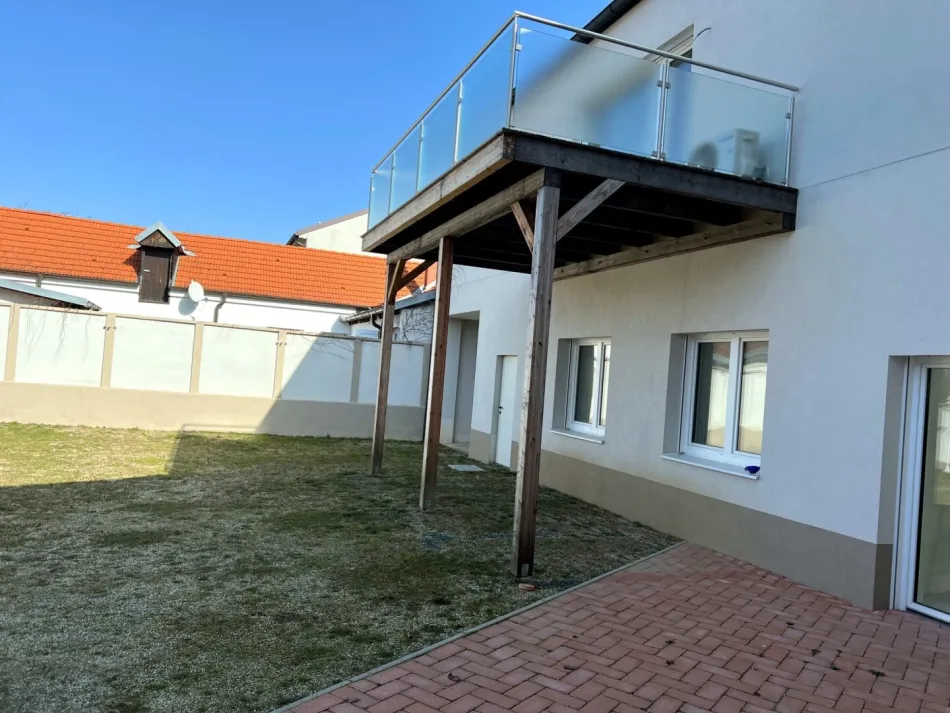 Penthouse mit Galerie und Dachterrasse – individueller Wohntraum in Neusiedl am See - Bild