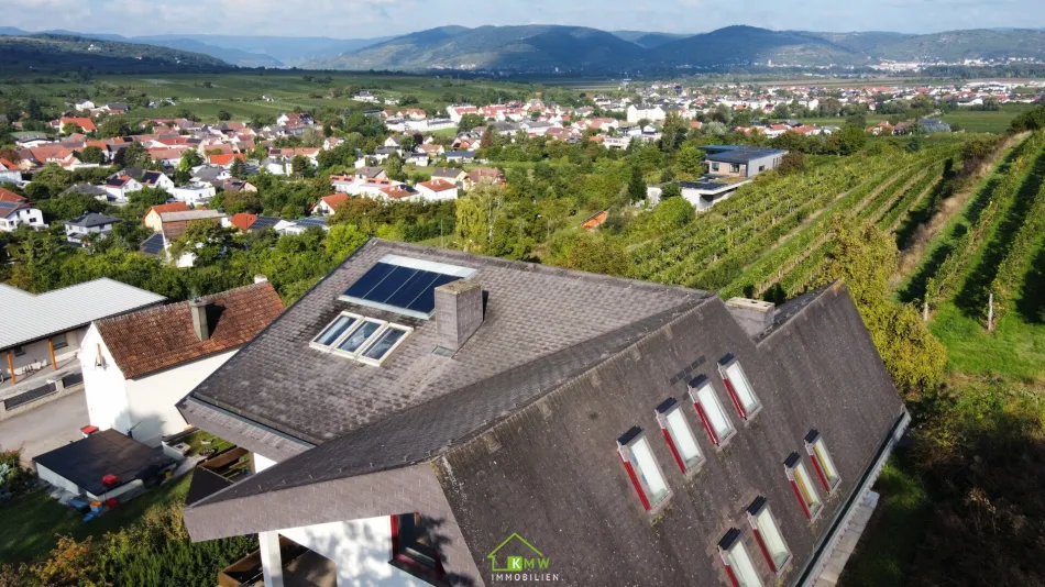 TOP AUSSICHTSLAGE - großzügige Liegenschaft mit großem Garten und Pool - Bild