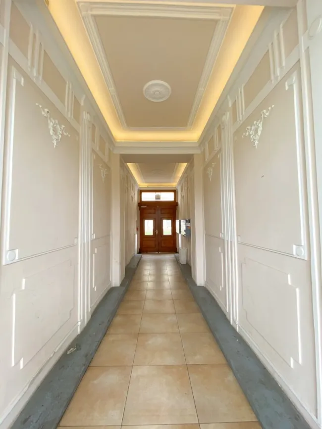 Moderne 2-Zimmer Erstbezugswohnung im Altbauwohnhaus nähe Matzner Park! - Bild