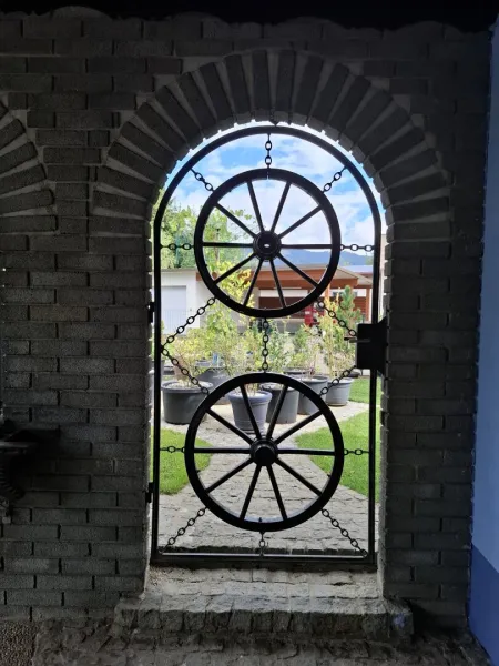 wunderschöne Ornamente Garage