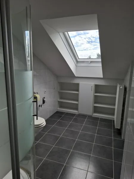 Badezimmer Wohnung Dachgeschoss