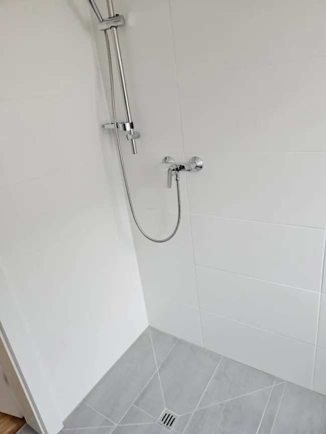 Sonnige 1 Zimmer Wohnung - Bild