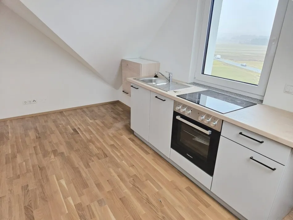 Sonnige 1 Zimmer Wohnung - Titelbild