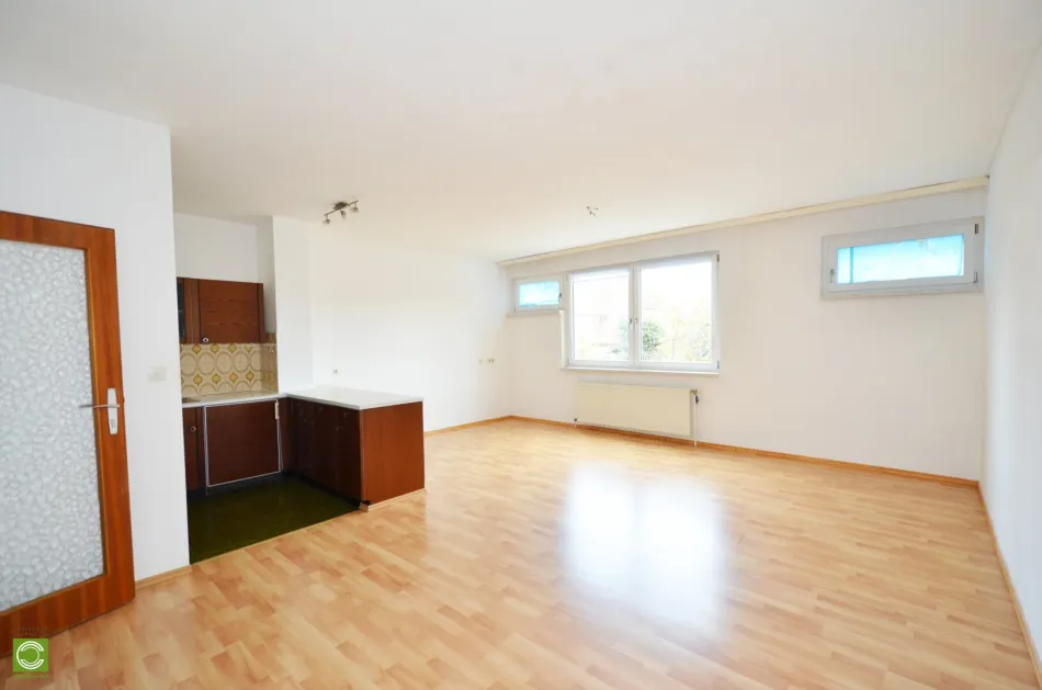 CHRISTOPH CHROMECEK IMMOBILIEN - MÖDLING - Großzügige Einraumwohnung in Zentrumsnähe! - Titelbild