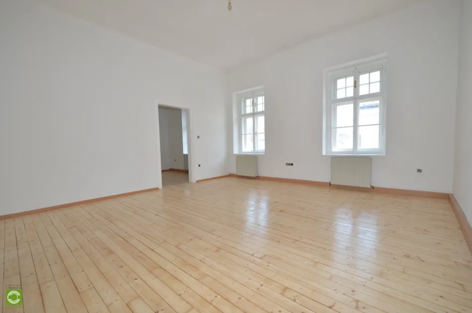 CHRISTOPH CHROMECEK IMMOBILIEN - PERCHTOLDSDORF - Helle 2-Zimmer-Altbauwohnung in Zentrumslage! - Titelbild