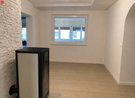 Schöne, gepflegte 3-Zi-Wohnung mit sonnigem Wintergarten