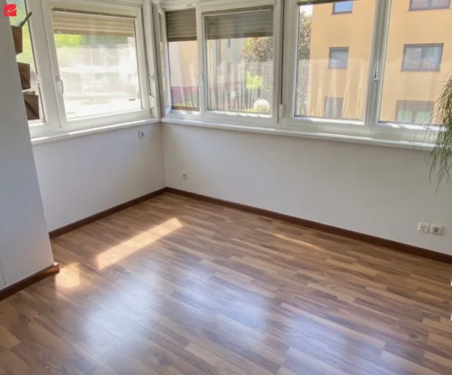Schöne, gepflegte 3-Zi-Wohnung mit sonnigem Wintergarten - Titelbild
