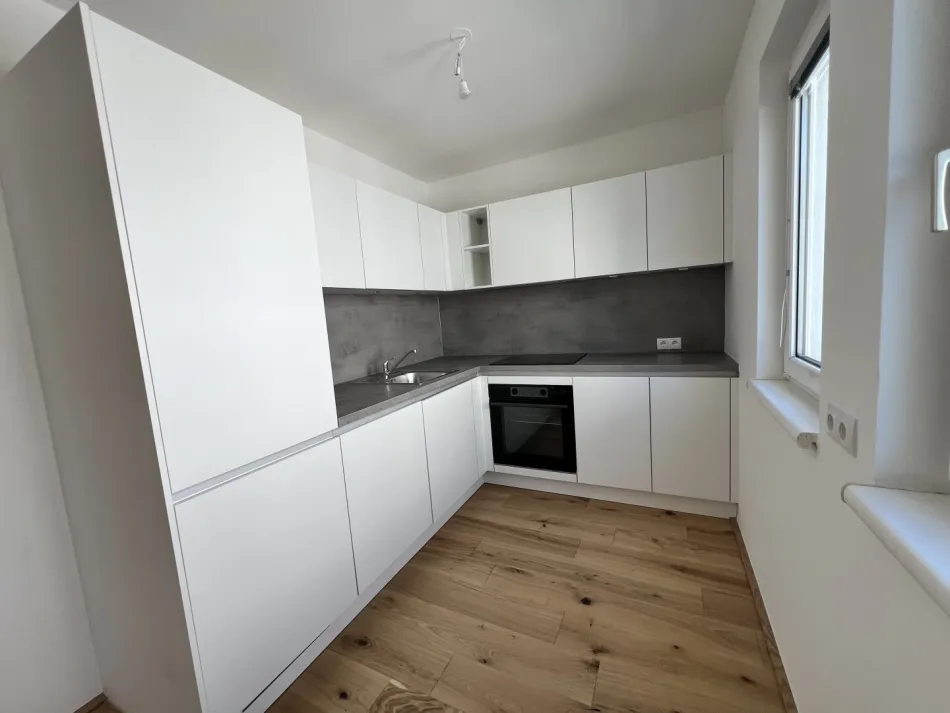 2 Zimmer Wohnung in 1120 bei Meidlinger Bahnhof / Philadelphiabrücke - Bild
