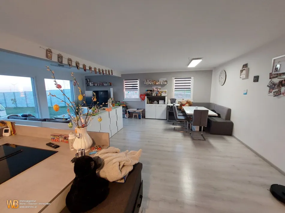 Fernblick-Bungalow-Neubau 2022, Großer Garten, 4 Zimmer - Titelbild