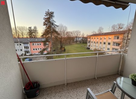 Geräumige Wohnoase mit Grünblick