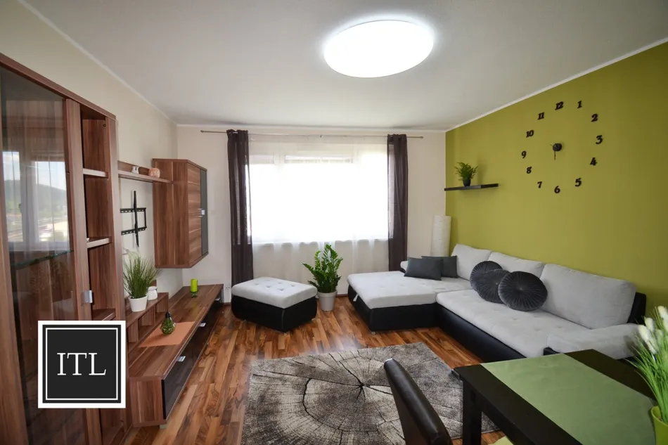 Knittelfeld: Schöne, möblierte Wohnung nähe Zentrum Knittelfeld, 3 Zimmer im 11 OG mit Lift! - Titelbild