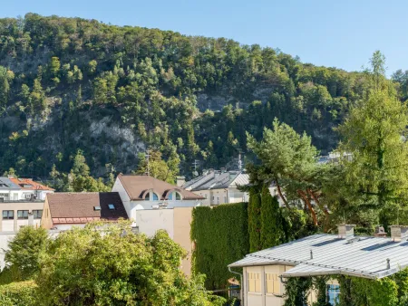 Blick zum Kapuzinerberg