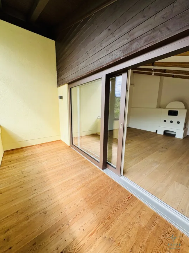 Mit Stil, Charme und Ski - 3 Zimmer - Loggia - Garage - Bergblick - Bild