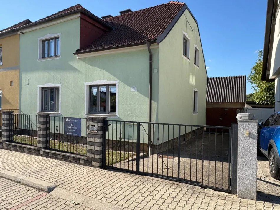 Ein Rohdiamant in Laa – 5 Zimmer, eigener Garten & Garage - Titelbild