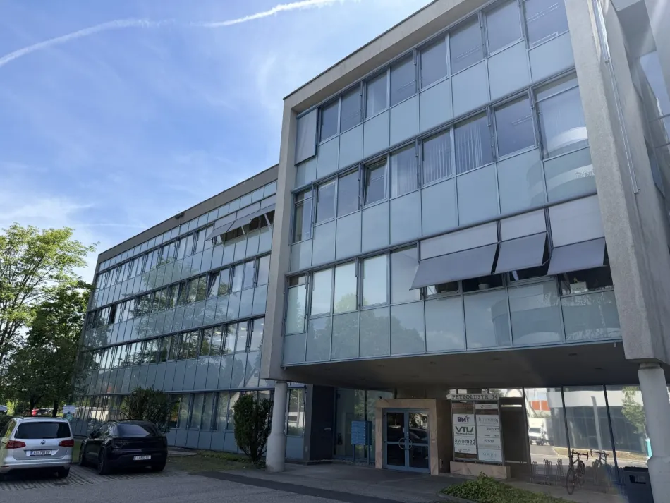 Neuwertige günstige Büroflächen in Linz mit Terrasse - Donaulände - Nähe Dynatrace! - Bild