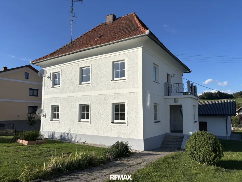 Großzügiges Einfamilienhaus in zentraler Lage - Titelbild