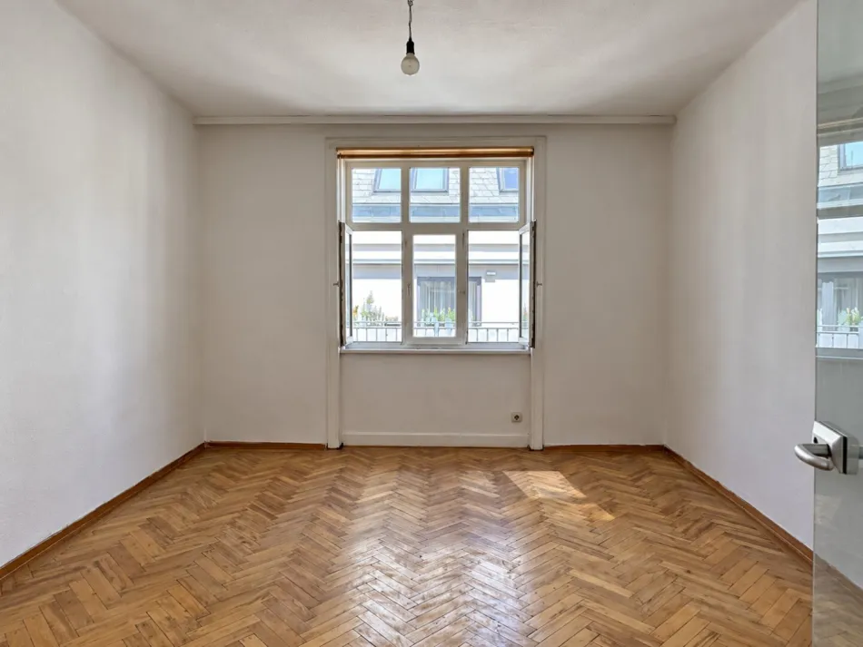 € 109.000: Ihre eigene Wohnung in Wien — 28 m², hofseitig - Titelbild