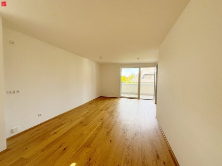 Luxus-Oase im Herzen von St. Peter: Urbane Eleganz trifft auf höchste Lebensqualität
