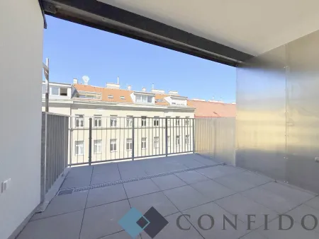 Loggia/ Balkon