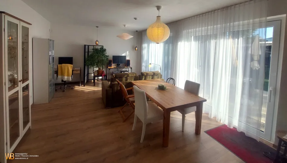 Smarter Neubau 2024 mit schönem Kräutergarten - Bild