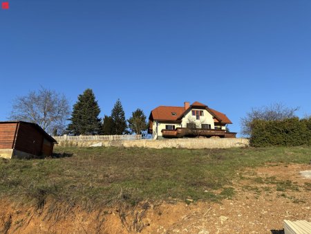 Baugrund trifft auf Lebensqualität: Exklusives Bauland der Extraklasse!