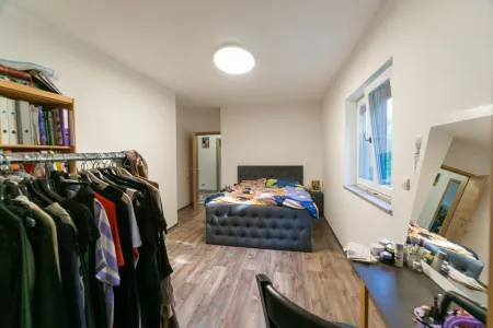 Zimmer 2