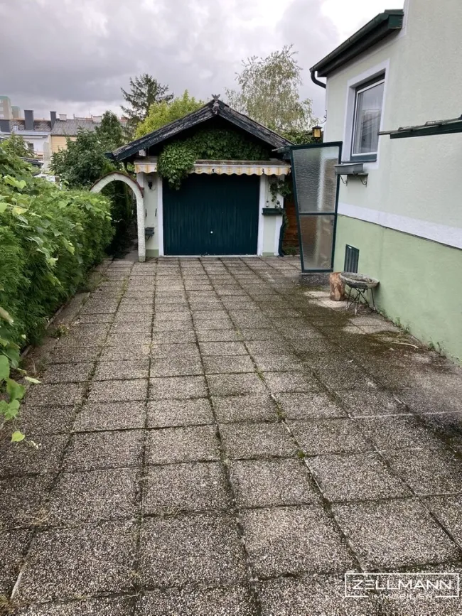 Adaptierungsbedürftiges Landhaus mit Zweifamilieneignung | ZELLMANN IMMOBILIEN - Bild