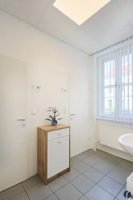 WC Anlage mit getrennten WCs