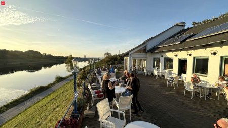 Restaurant + Wohnung - Freizeitoase an der neuen Donau (Sommerbetrieb)