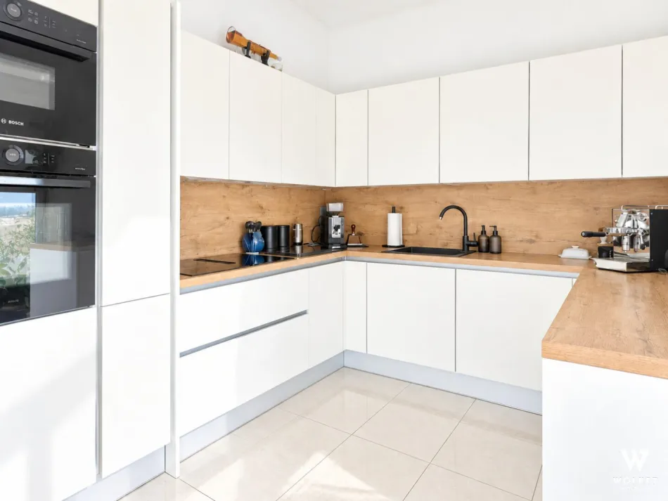 Exklusive Dachgeschosswohnung mit ca. 27 m² Dachterrasse & hochwertiger Ausstattung - Bild