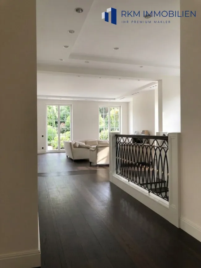 Repräsentative Luxusvilla in Obersievering - Bild