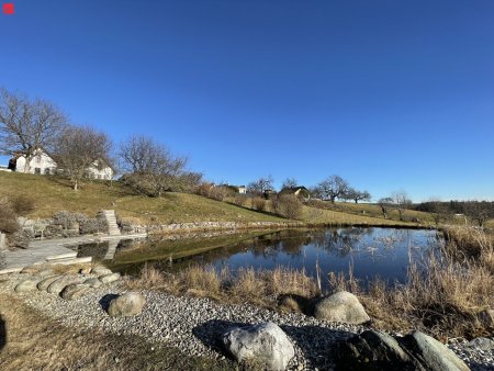 ANLAGE: Stilvolle Luxusvilla mit Weitblick