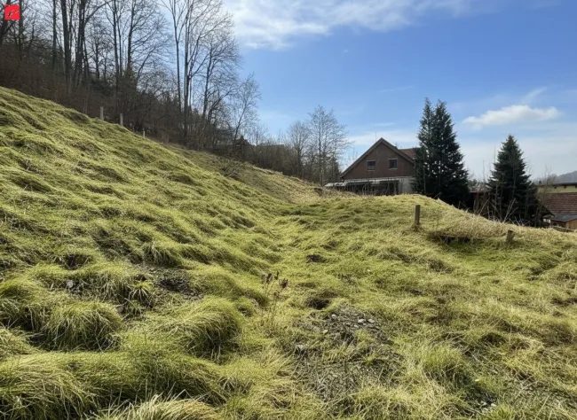Baugrund in malerischer Landschaft - Bild