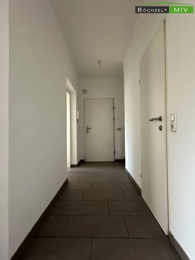 Mietwohnung mit Balkon in zentraler Lage in KNITTELFELD ++ Küche möbliert ++ - Bild