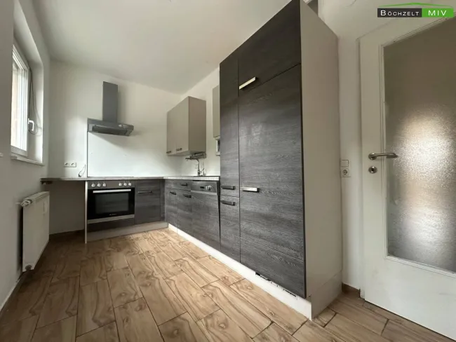Mietwohnung mit Balkon in zentraler Lage in KNITTELFELD ++ Küche möbliert ++ - Titelbild