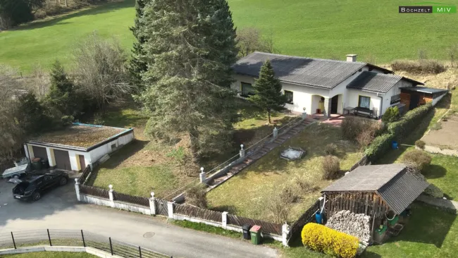 Bungalow in begehrter Aussichtslage mit Blick über +++ Weißkirchen +++ - Titelbild