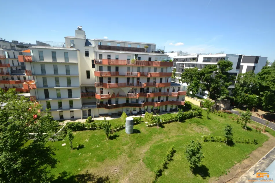 3-Zimmer Wohnung mit riesigem Balkon in zentraler Wohnlage Nähe U3 - Bild