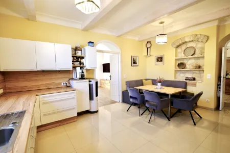 Wohnküche - Durchgang Esszimmer