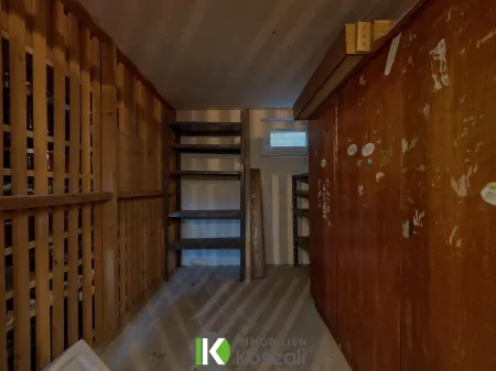 Keller