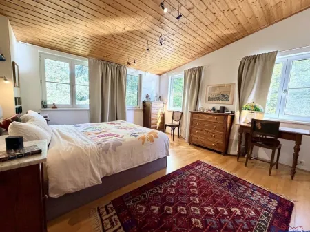 Schlafzimmer 1