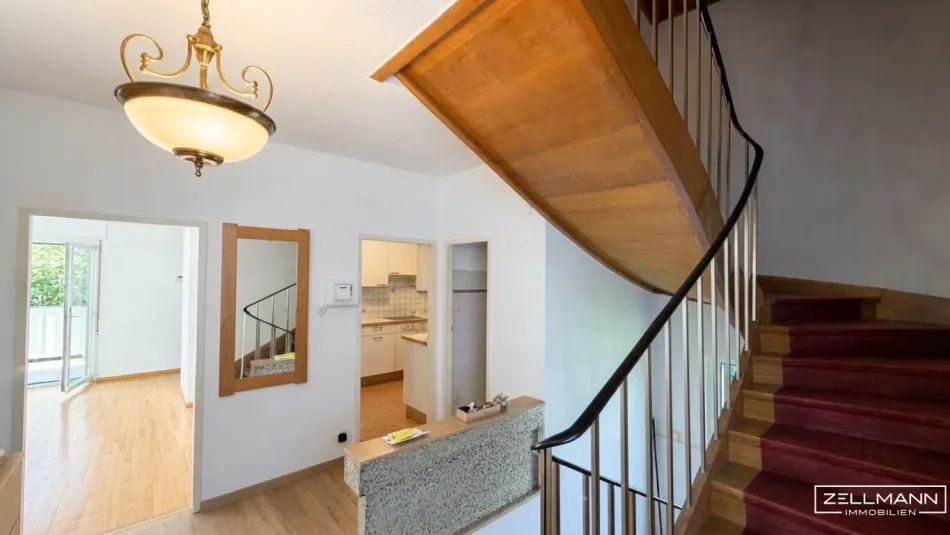 Platz zum Leben – Einfamilienhaus mit Garten und Garage | ZELLMANN IMMOBILIEN - Titelbild
